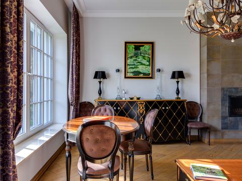 будинок за адресою смт. Козин, Козацька вул.