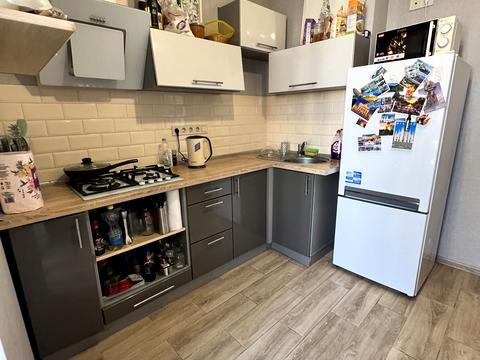 квартира за адресою Українська вул., 83б