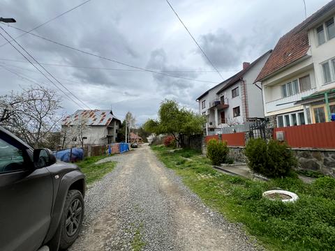 участок по адресу Іванківська