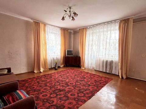 квартира за адресою Театральна вул., 9