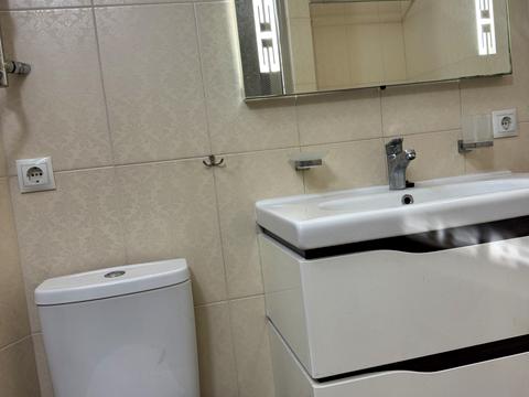 квартира за адресою Академіка Глушкова просп., 9-В