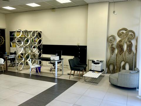 комерційна за адресою Жилянська вул., 59