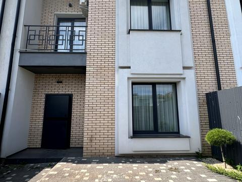 будинок за адресою Срібляста вул., 21