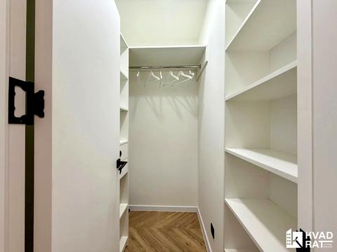 квартира за адресою Височана вул., 18