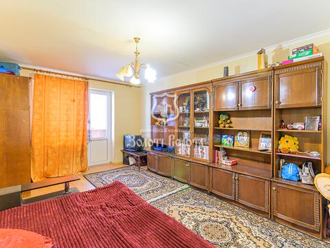 квартира за адресою Володимира Висоцького бульв., 6
