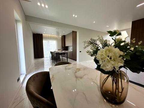 дом по адресу зеленогірська