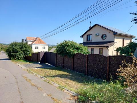 будинок за адресою Центральна, 19