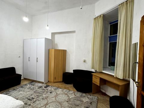 квартира за адресою Якова Головацького вул., 10