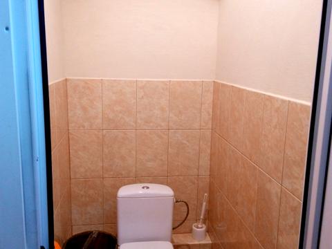 комерційна за адресою Левка Лук'яненка вул. (Маршала Тимошенка), 9