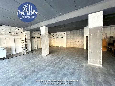 комерційна за адресою Чорновола вул., 1