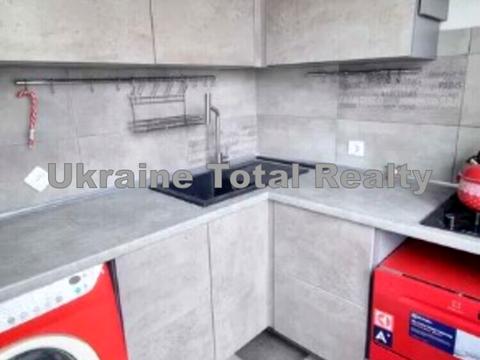 квартира за адресою Гетьмана Кирила Розумовського вул. (Миколи Краснова), 12-А