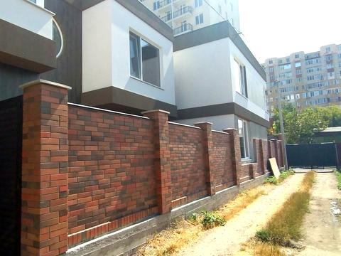 будинок за адресою Євгена Чикаленка вул.