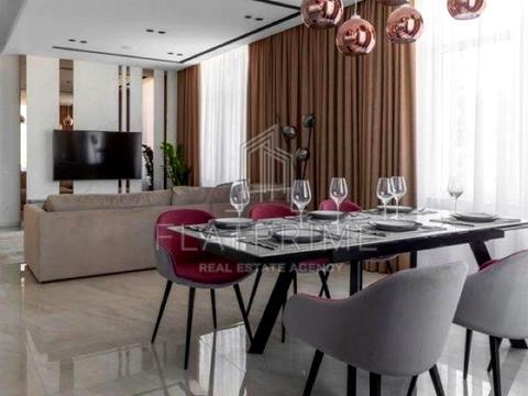 квартира за адресою Андрія Верхогляда вул. (Михайла Драгомирова), 9