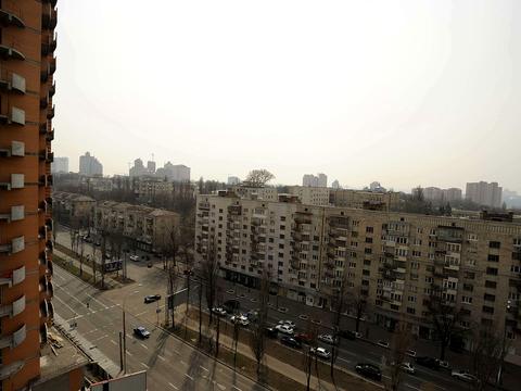 квартира по адресу Леси Украинки бульв., 7