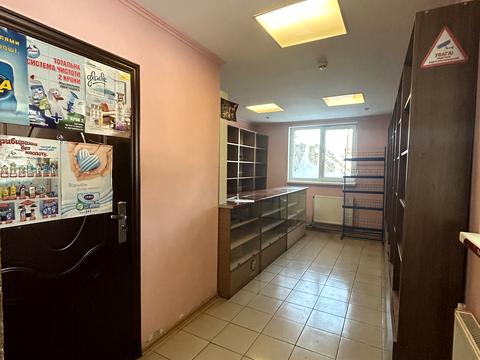 комерційна за адресою Кременець, Вишнівецька, 1