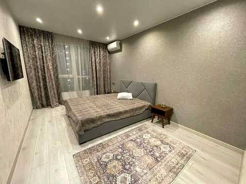 квартира по адресу Ревуцкого ул., 40-В