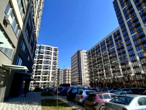 квартира за адресою Олександра Олеся вул., 4