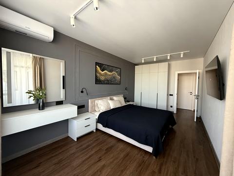 квартира за адресою Причальна вул., 14