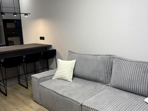 квартира по адресу Салютная ул., 16