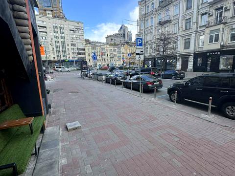 коммерческая по адресу Шота Руставели ул., 4