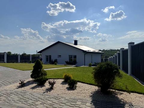 будинок за адресою с. Новоолександрівка, Новая, 42а