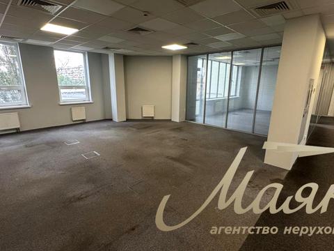 комерційна за адресою Автозаводська вул., 54/19