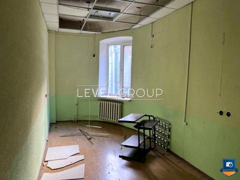 комерційна за адресою Велика Васильківська вул. (Червоноармійська), 63