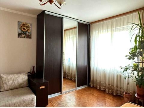 квартира за адресою Академіка Корольова просп., 4