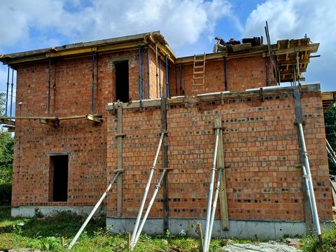 дом по адресу ---