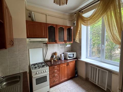 квартира за адресою Олександра Довженка вул., 8