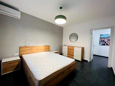 квартира по адресу Героев Днепра ул., 4