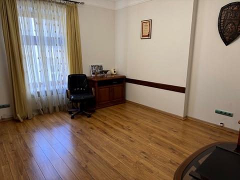 коммерческая по адресу Братьев Рогатинцев ул., 18