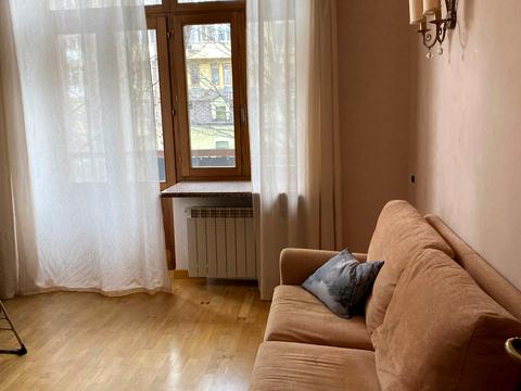 квартира по адресу Андреевский спуск, 1-А