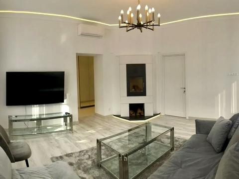 квартира по адресу Академика Богомольца ул., 2