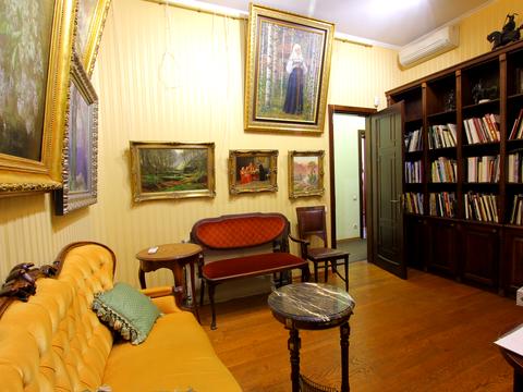 комерційна за адресою Кудрявська вул., 8-А