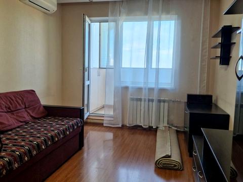 квартира за адресою Академіка Заболотного вул., 32