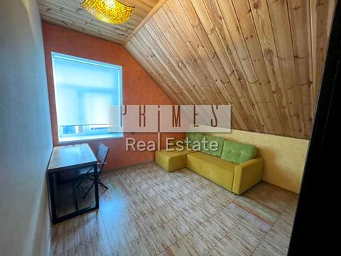 будинок за адресою Набережна вул.