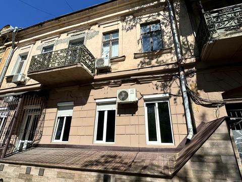 квартира за адресою Богдана Хмельницького вул., 64