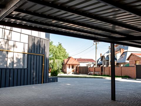 комерційна за адресою Євгена Чикаленка вул., 26