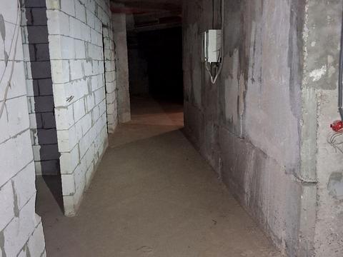 комерційна за адресою Університетська вул., 2-З