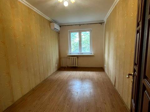 квартира за адресою Євгена Танцюри вул., 48