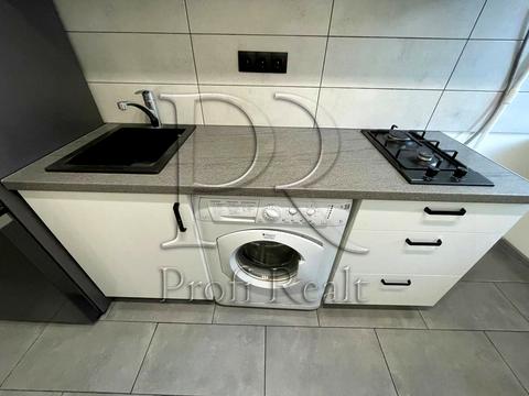 квартира за адресою Златопільська вул., 3