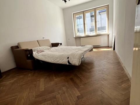 квартира по адресу Снопковская ул., 19