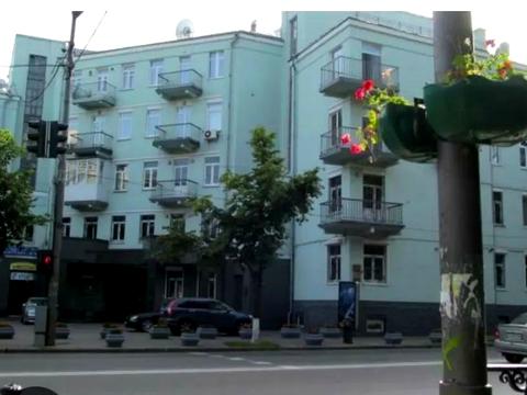 комерційна за адресою Михайла Грушевського вул., 28/2