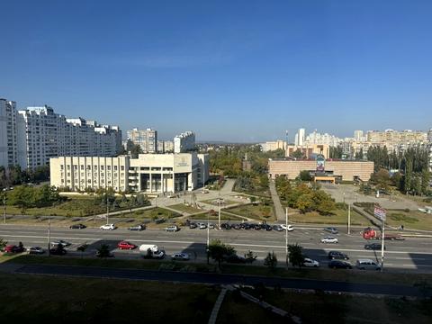 квартира по адресу Червоной Калины просп. (Владимира Маяковского), 14/13