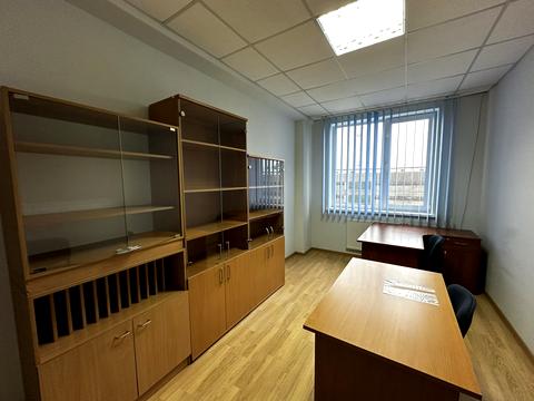 комерційна за адресою Богдана Хмельницького вул., 200