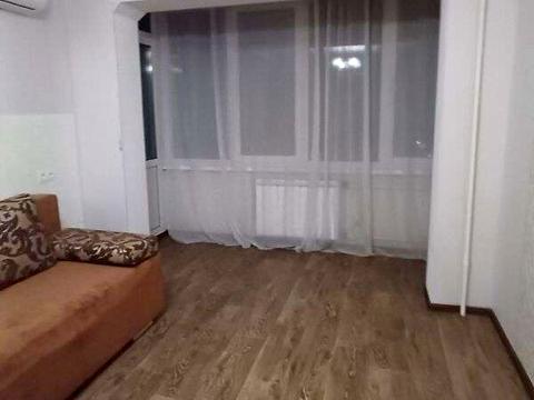 квартира за адресою Братиславська вул., 38