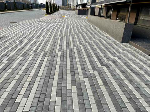 коммерческая по адресу вул. Кожедуба, 8а