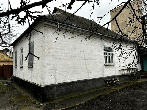 будинок за адресою Варшавська вул., 10