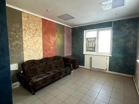 комерційна за адресою Кременець, Вишнівецька, 1